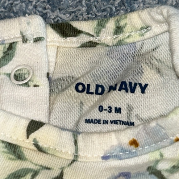 Two Infant Girl’s Summer Onesies Size 3 Month - Picture 2 of 4